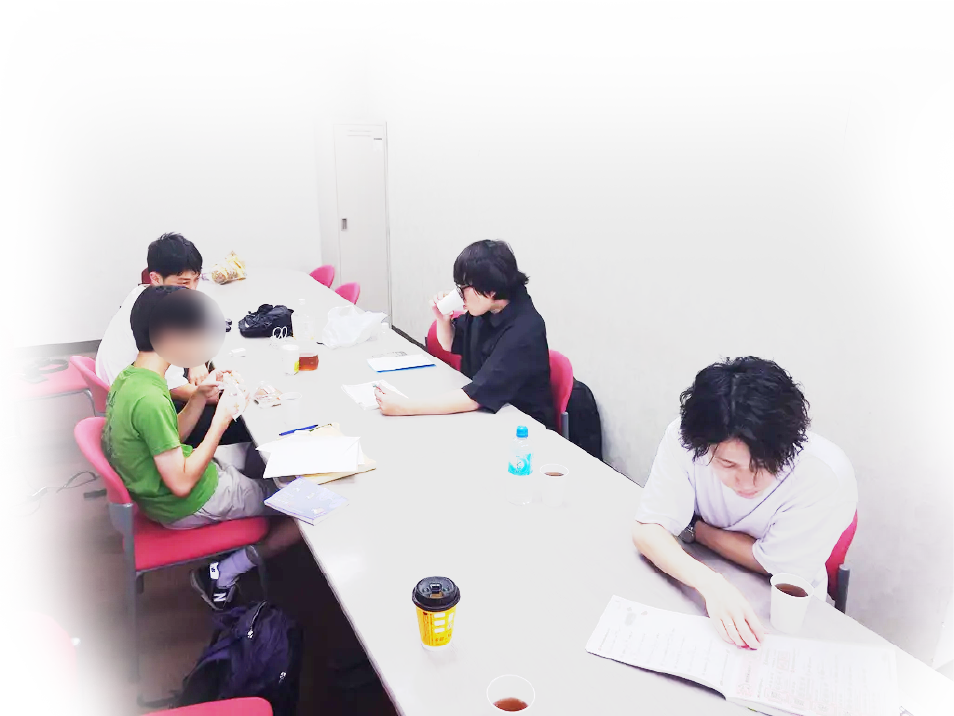 勉強に向かわなかった息子が、自ら学ぶようになり偏差値80へ